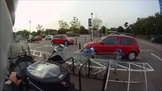 Chip and Pin failure, being kind to a cyclist, and a smoking hot jogger : Vlog 20