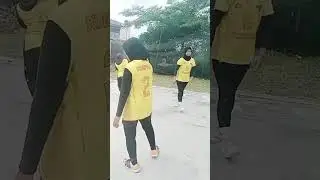 Hiburan ibu2 ......voli mini 
