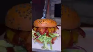 The Guac-Star v The Boss 🍔