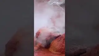 BLOOD Red HOT SPRING #japan #japantravel #onsen #hotspring #umijigoku #iron #rotemburo #beppu