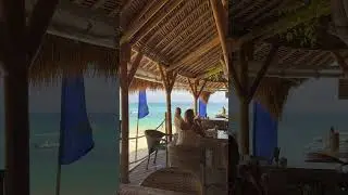 Hai Bar and Grill Beachfront Restaurant - Nusa Lembongan ✨