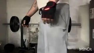 Bench press work out 135lb 5x, 185lb 6x, 205lb 1x, 215lb 1x