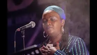 LeNoise - 'Cinnamon Girl' (Neil Young cover)