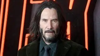 Keanu Reeves fractured kneecap after he 'tripped over a rug' on set but kept filming movie.