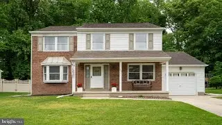 25 CRESCENT HOLLOW DRIVE, SEWELL, NJ Presented by Christopher Basile.