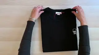 The Unboxing of... The T-shirt of Alexander McQueen for men