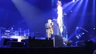 Paul McCartney - Paul talks about Hamburg (Hamburg, 02.12.2009)