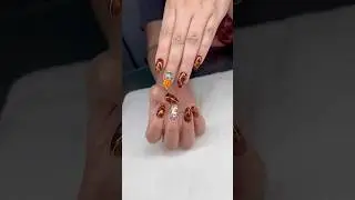 31 Days of halloween nails Day 4 #nailart #halloweennails #tortoisenails #almondnails #shortnails