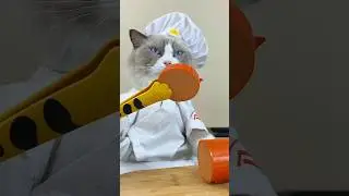 🍖 Puff's slicing up some serious ham hacks! #PuffTheChef #thatlittlepuff