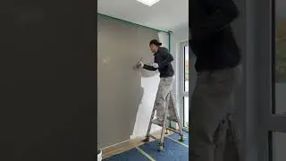 Diese Wand wird in Betonoptik gespachtelt
