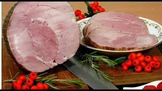 Spos&oacute;b na peklowanie i wędzenie mięsa - udziec z indyka