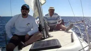 Galaveztown frente a San Carlos en el Golfo de Caifornia Sailing