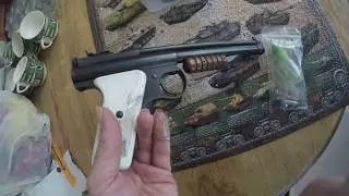 Airgotten Weapons, Episode 1 Benjamin Franklin 132 feat. Umarex Big Blast Targets FAIL!