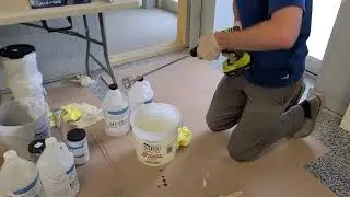 Small grip additive for epoxy and polyaspartic coatings. Wearpack