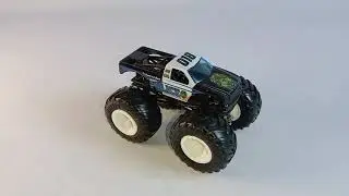 Hot Wheels Monster Trucks - Police - Manzo Reviews