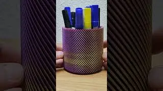 Tactilee Spiral Vase Pen cup+divider insert printed with eryone Dual-Color and homemade PET filament