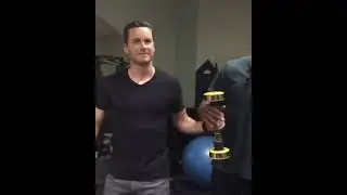 &ldquo;No you just shake it&rdquo; #onechicago #funny #viral #chicagopd #jayhalstead #erinlindsay #kevinatwater