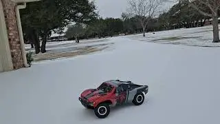 Traxxas on ice 545