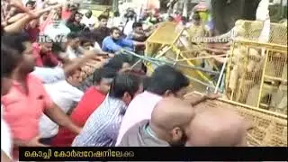 DYFI protest against Kochi corporation