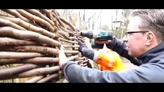 Hoe plaats je een hazelaarscherm?
