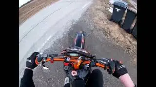 Ktm exc 125 top speed run (145 Km/h & suzuki rmx x exc wheelies