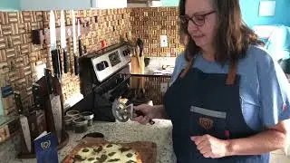 Review - DALSTRONG - The Orbit Razor Pizza Wheel & Cutter