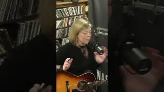 Liz Longley describes her ongoing joke with her daughter - Live at Lightning 100