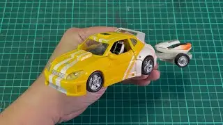 Transformers Classics Deluxe Classics Bumblebee  (Car mode to Robot mode)