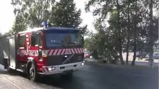 Pukinmäen VPK Vapaapalokunta 100 vuotta paraati - paloauto