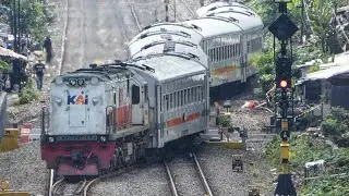 NEKUK PARAH KERETA BELOK DARI CIROYOM KE ANDIR !