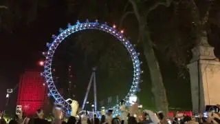 LondonNYE 2017 Auld Lang Syen