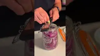 How to Make Quick Pickled Onions (Easy Refrigerator Recipe)