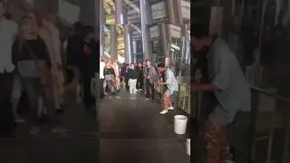 wait for a minute in Las Vegas (justin bieber)