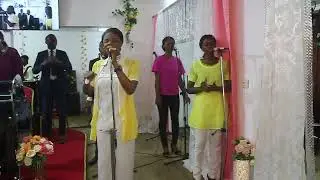 Hosanna, béni sois le roc
