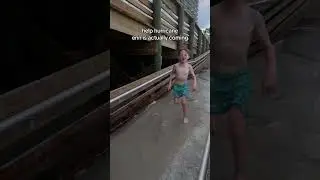 lol im out #fyp #viral #hurricaneerin#beach
