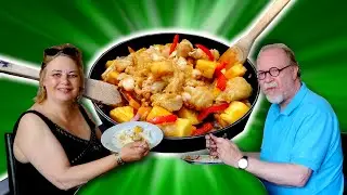 Dutch Parents Try Delicious Filipino Food ESCABECHE!