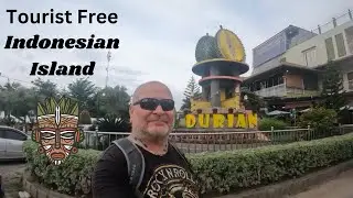 Tourist Free Indonesian Island of Nias