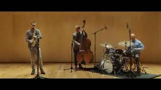 Ricardo Toscano Trio feat. Ali Jackson and Géraud Portal “Isfahan” by Duke Ellington/Billy Strayhorn