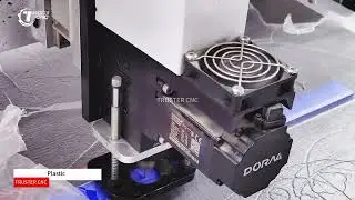 Oscillating knife cutting plastic