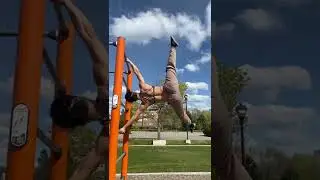 Calisthenics Girl Human Flag 🔥😱