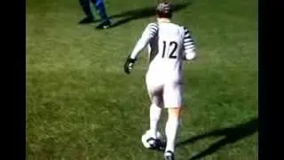 PES 2011 - Julio Cesar VS. Messi