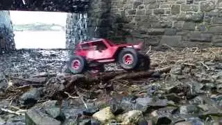 Topcad Wraith slow mo rockracing/bashing/spashing pt1