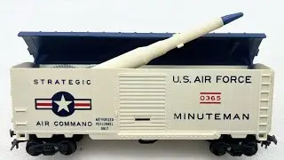 A bunch of Gilbert / American Flyer HO cars out of dads train room display case. Check them out!