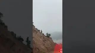 Shimla manali highway road blocked #landslide #manalihighway