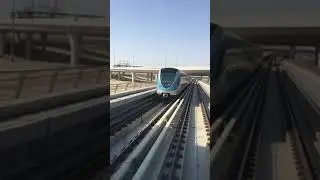 Riding the Dubai Metro to UAE 🇦🇪 Exchange Station