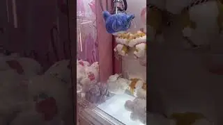 Pink Sanrio Claw Machine Totoro Win 🏆#shorts #arcade #gamergirl #fail