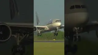 Runway Arrival #runwayarrival #youtubeaviation #Boeing #aviationvideos #landingfootage