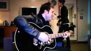 WTH TV: Avril Lavigne - What the Hell Acoustic