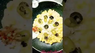 Yeh pizza toh nahi hai🤔।Corn coin|corn and cheese innovation| #shorts #ytshorts #cheesy #innovation