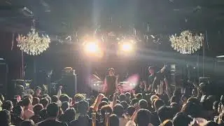 11年ぶりのライブで足元のエフェクター事故りまくっていたギタリスト【the brown puppet or me】